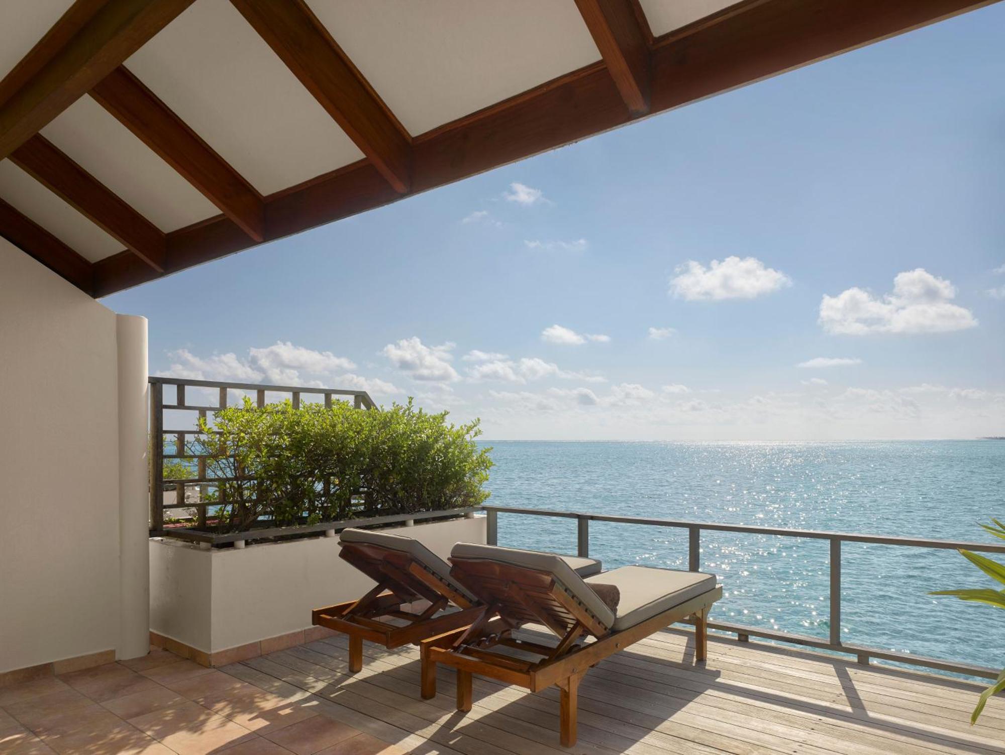 Villa Park Sun Island Resort - Complimentary One Way Domestic Transportation For Stays Of 7 Nights And More 01 April To 30 September 2025 Maamigili Island Room photo